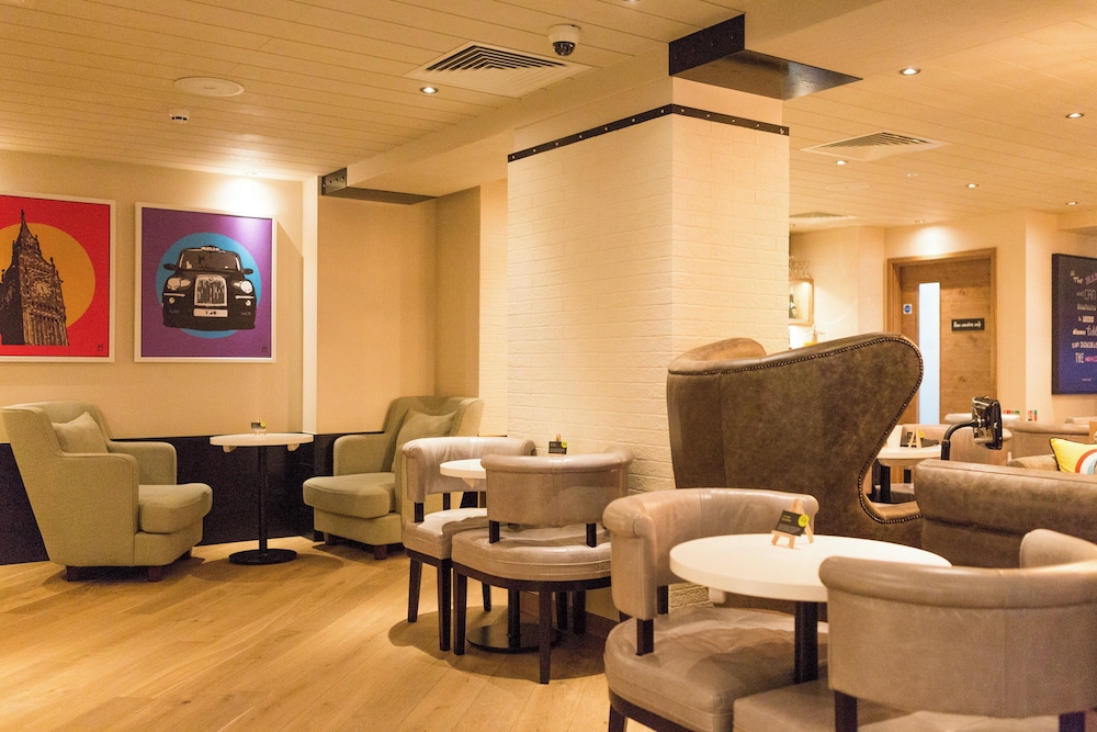 Hub By Premier Inn London Westminster - Saint James' Park 2