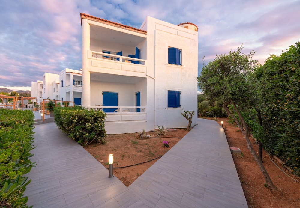 Aelia Apartments