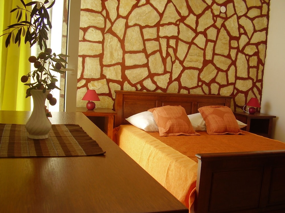 Holiday Home Ivas view 5