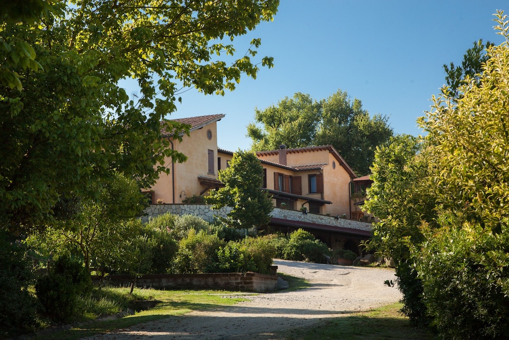 La Vecchia Fattoria