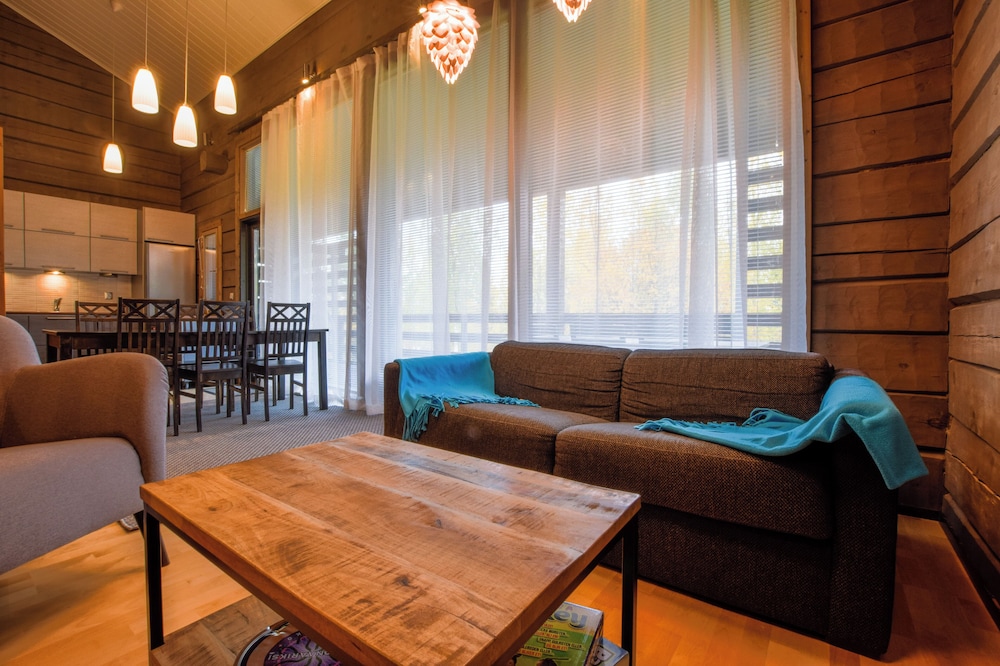 Comfy Cabin in Tahko with Hot Tub. Private Sauna