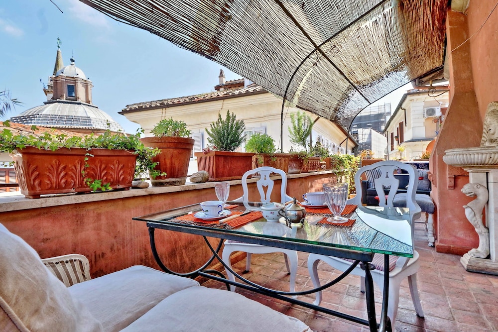 Montevecchio - WR Apartments