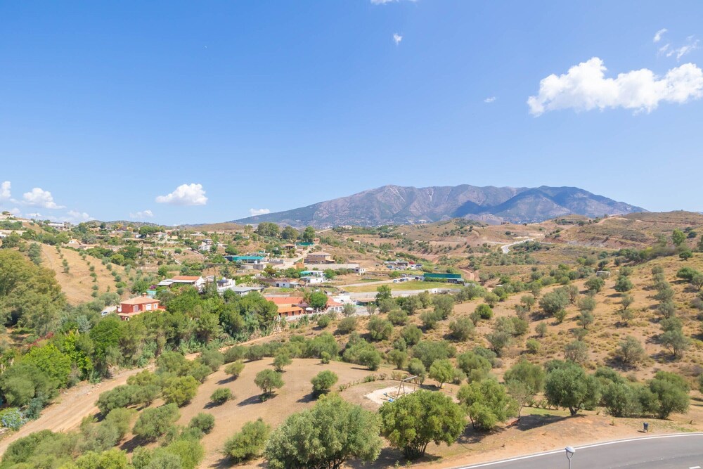 Mijas Golf Boutique Apartment - Golf & Leisure
