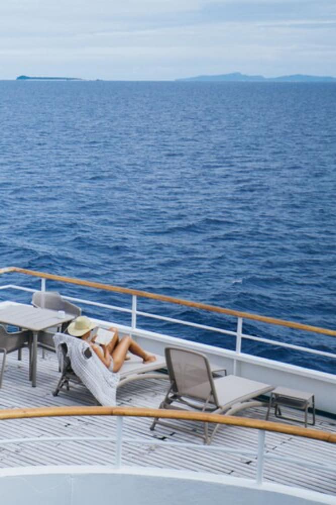 Captain Cook Cruises, Fiji's Cruise line - Image 1