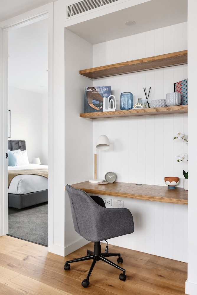 Docker St Elwood Apartments by UrbanRest