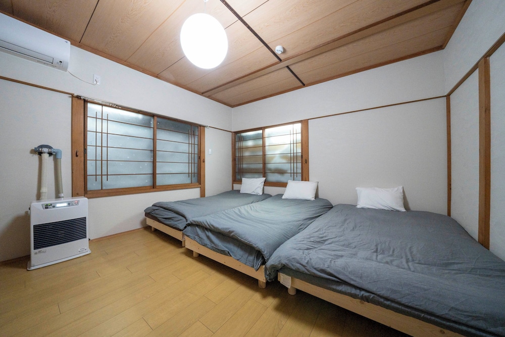 KOTOBUKI