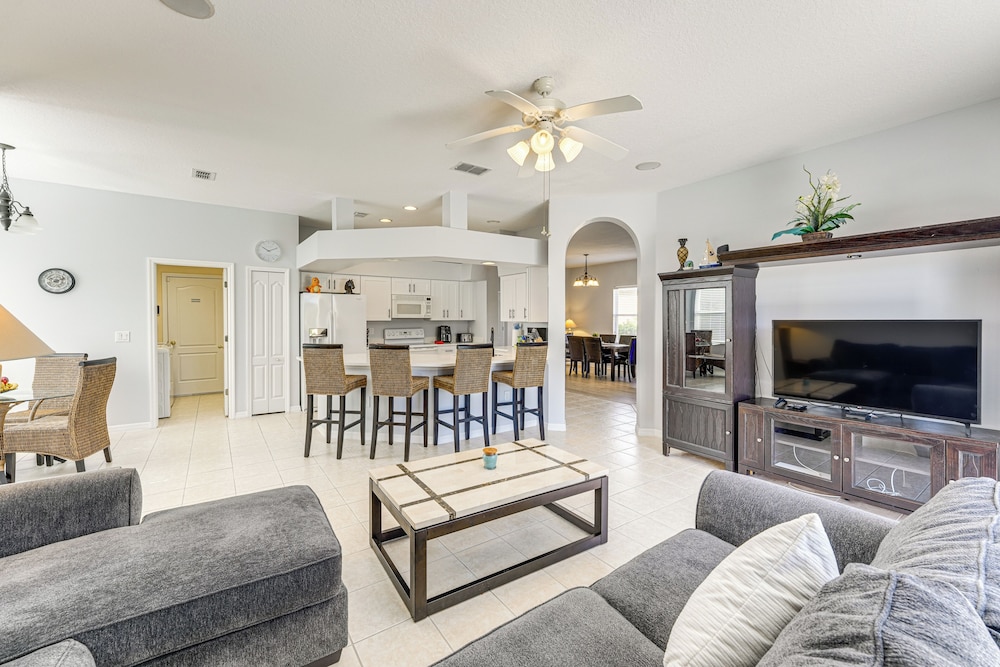Pool, Games + Family Fun! Davenport Home by Disney