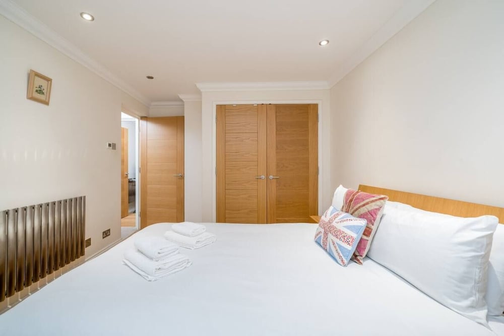 Great flat near St Pauls Cathedral