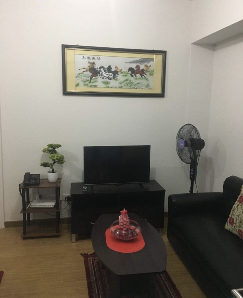 2 Bedroom Suite by Nezpril at Acqua Residence Manila