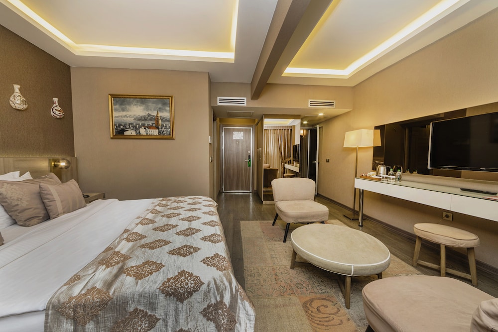 Ayramin Deluxe Hotel - Image 71