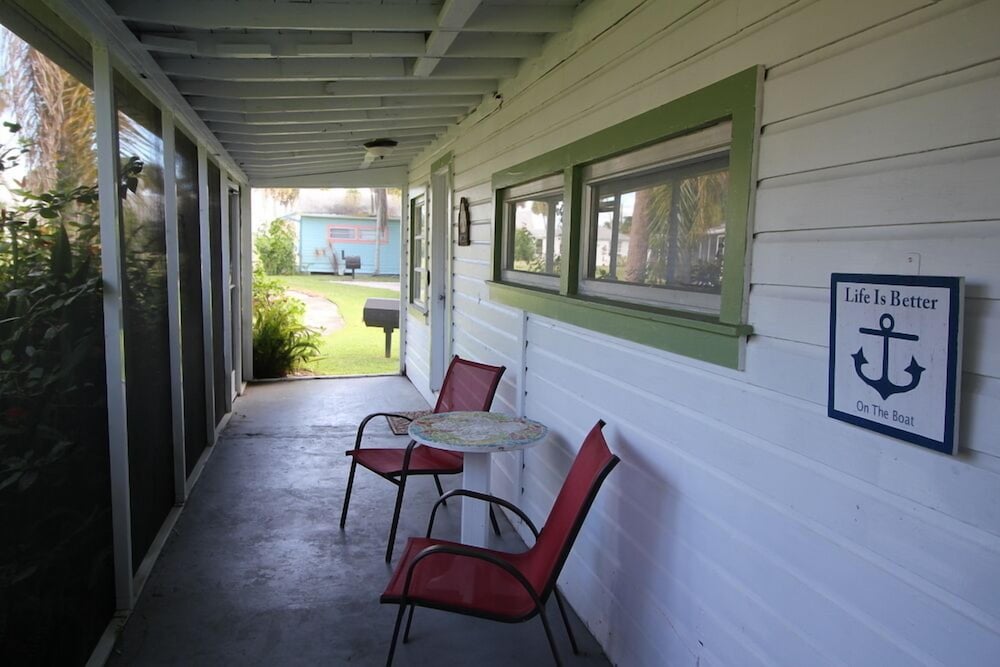 Indian River Lagoon Waterfront Cottages