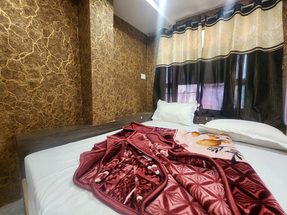 Hotel The Divine