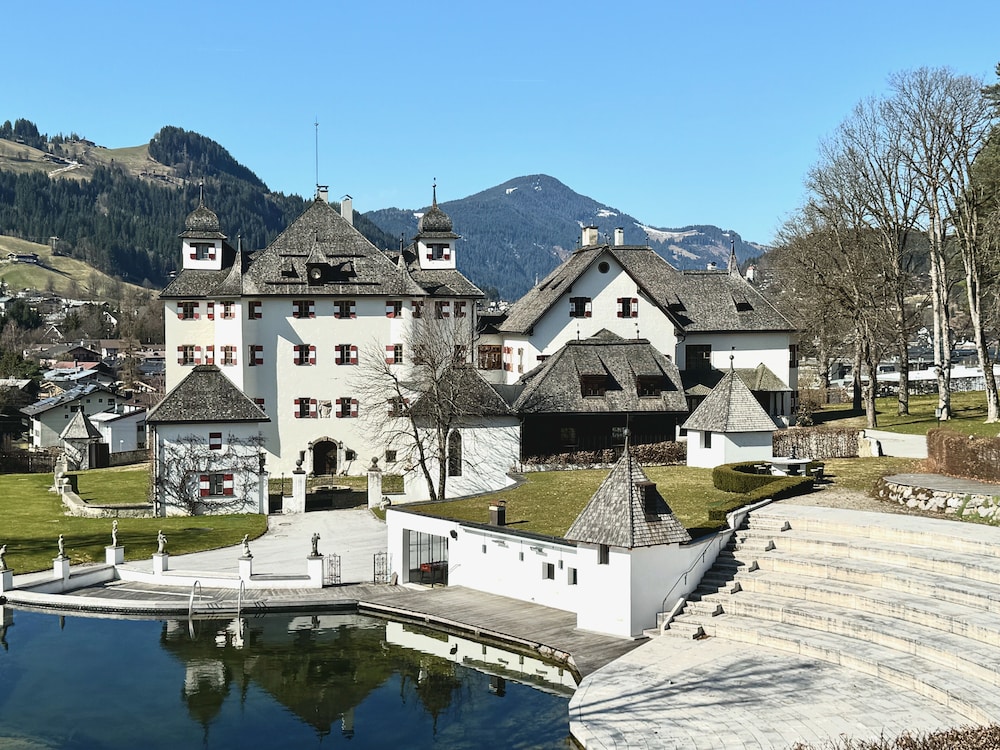 TURM KAPS Luxury Home by Belle Stay