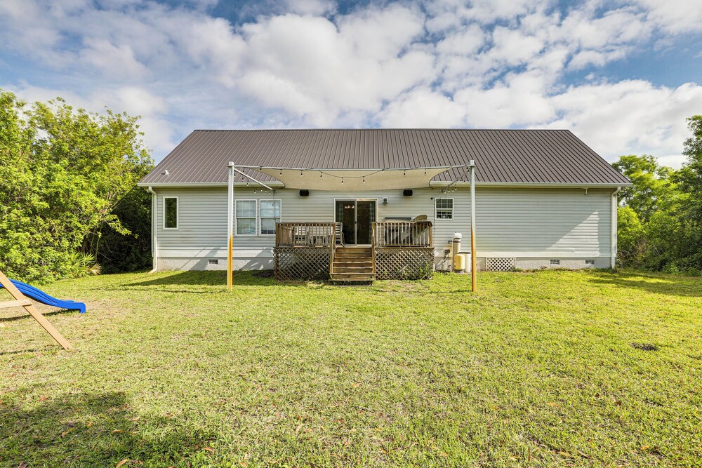 Remote-work Friendly: Lehigh Acres Family Home