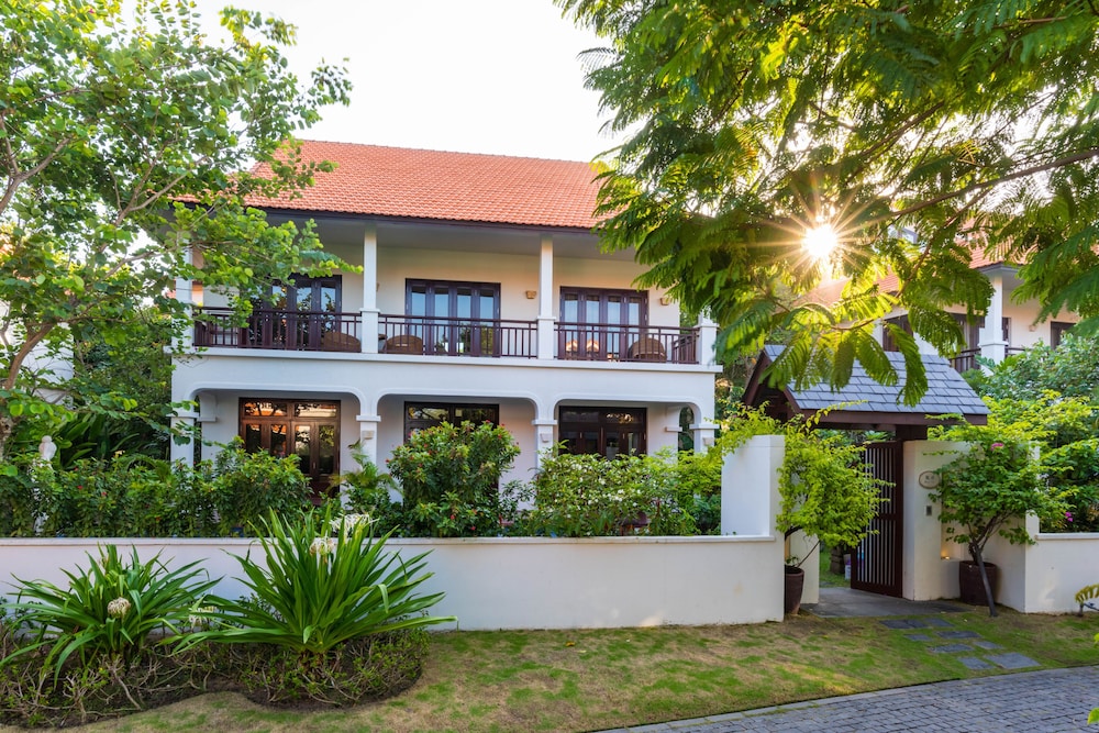 Tropical Villas Beach Danang