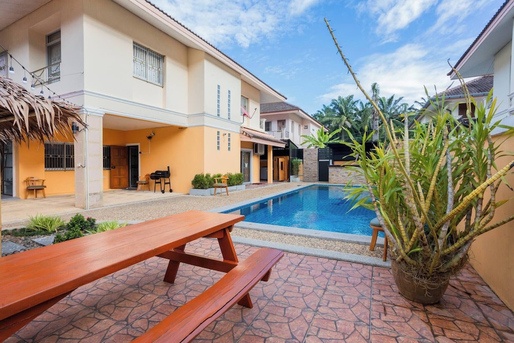 Poolnest Villa Private Saltwater Pool Retreat