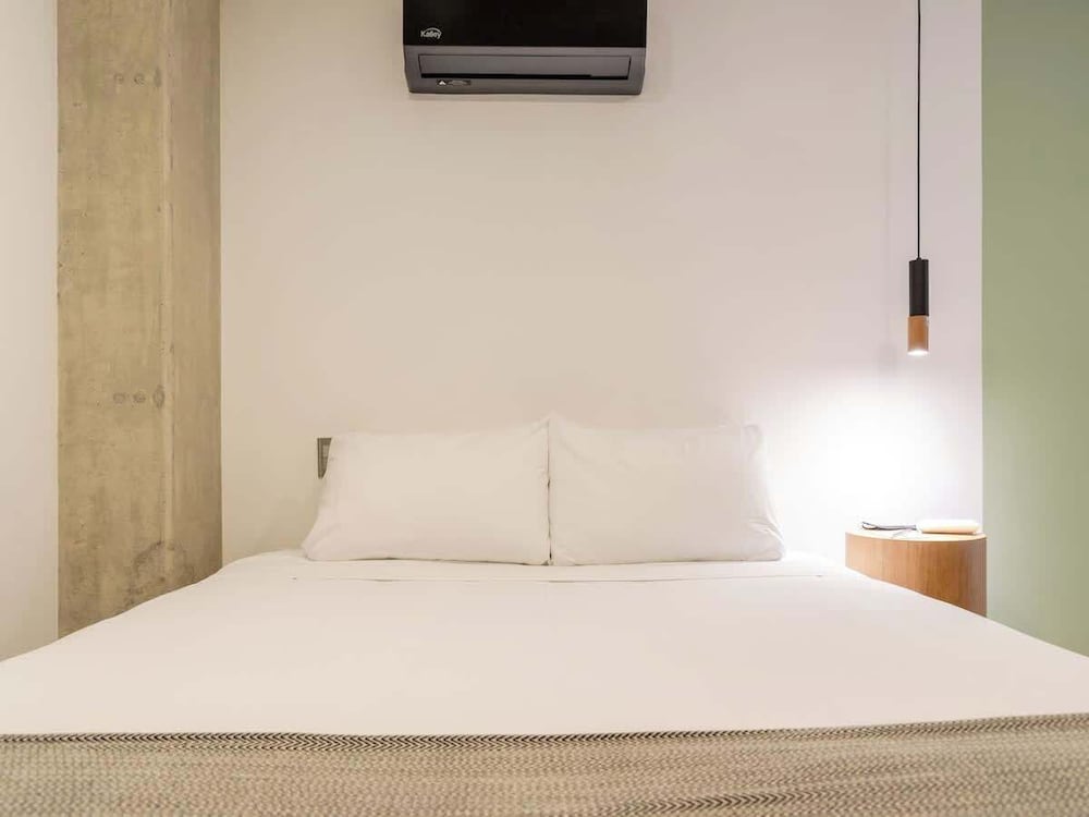 Fancy 3brw/ Balcony in Laureles Medellín