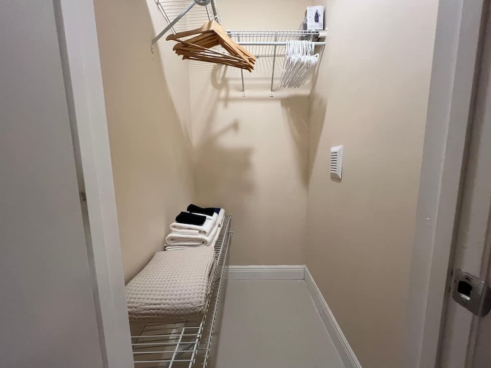 Open-concept Urban Stay