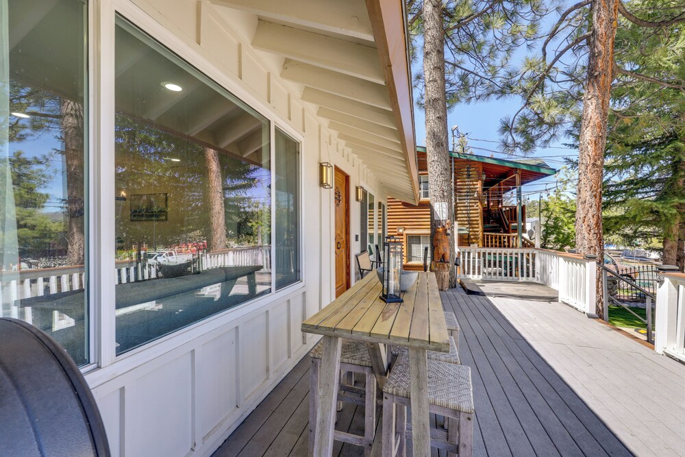 Walk to Big Bear Marina: Modern Home w/ Hot Tub!