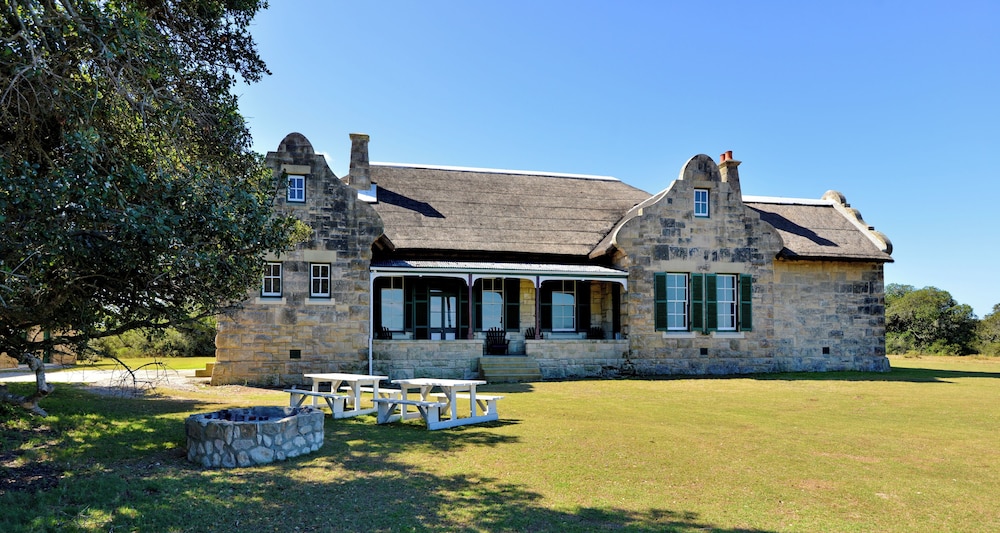 Melkkamer Manor House