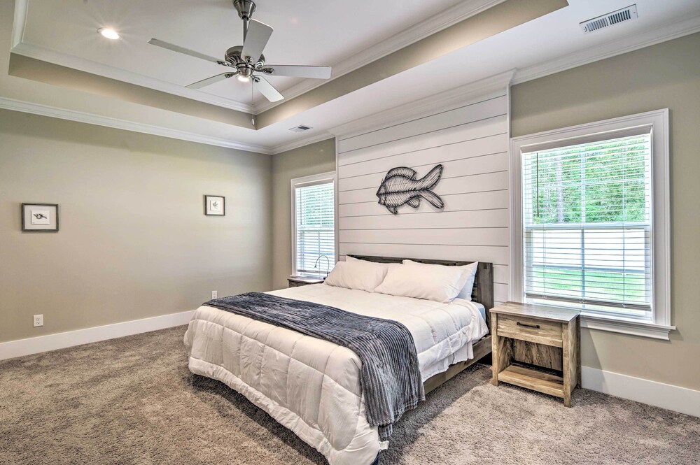 Charming Pawleys Island Home ~ 4 Mi to Beach! view 4