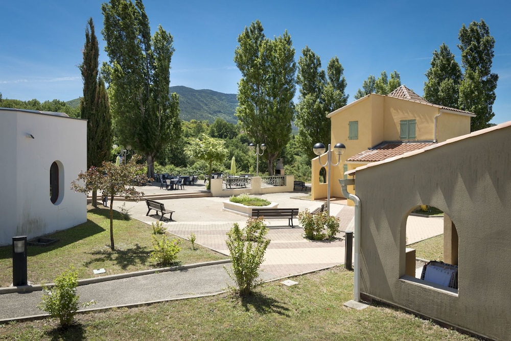 Village vacances Léo Lagrange Montbrun