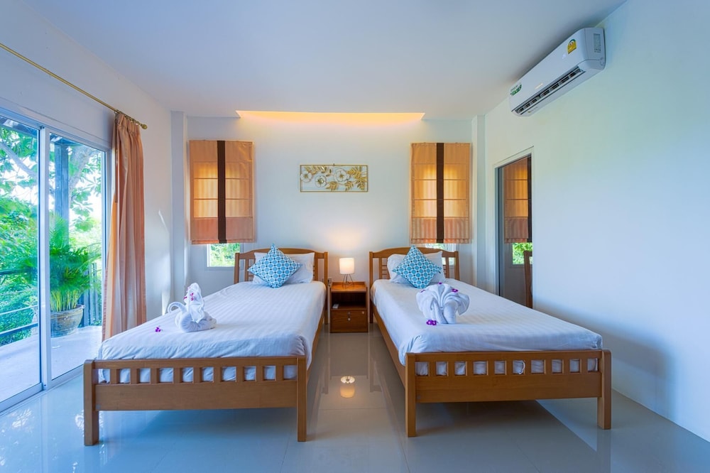 Fantastic 7 Bungalow Private Resort BR7