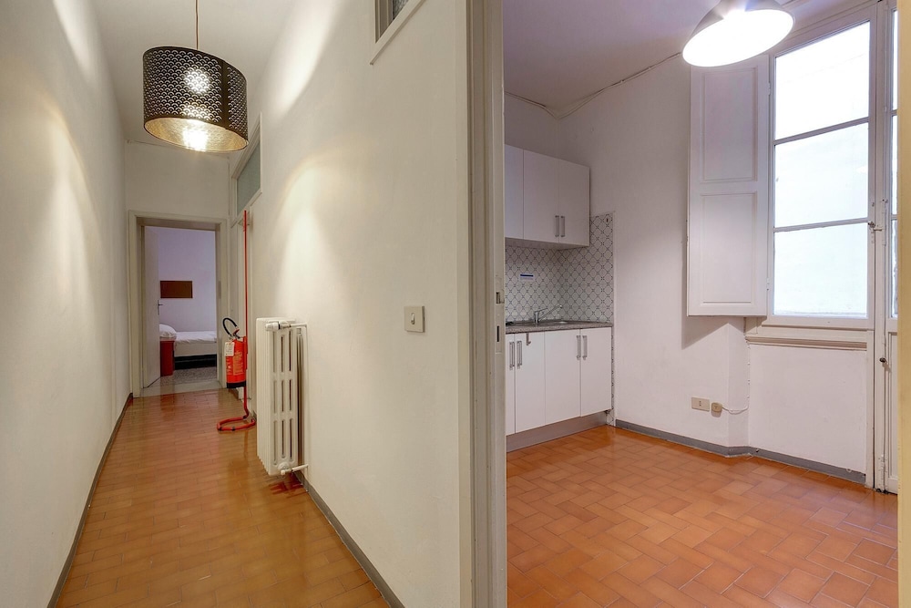 Servi 34 in Firenze With 3 Bedrooms and 2 Bathrooms