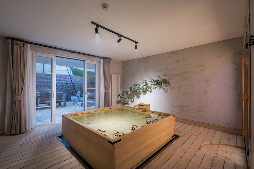 Beijing XiaoTang YiPiao Hot Spring Resort