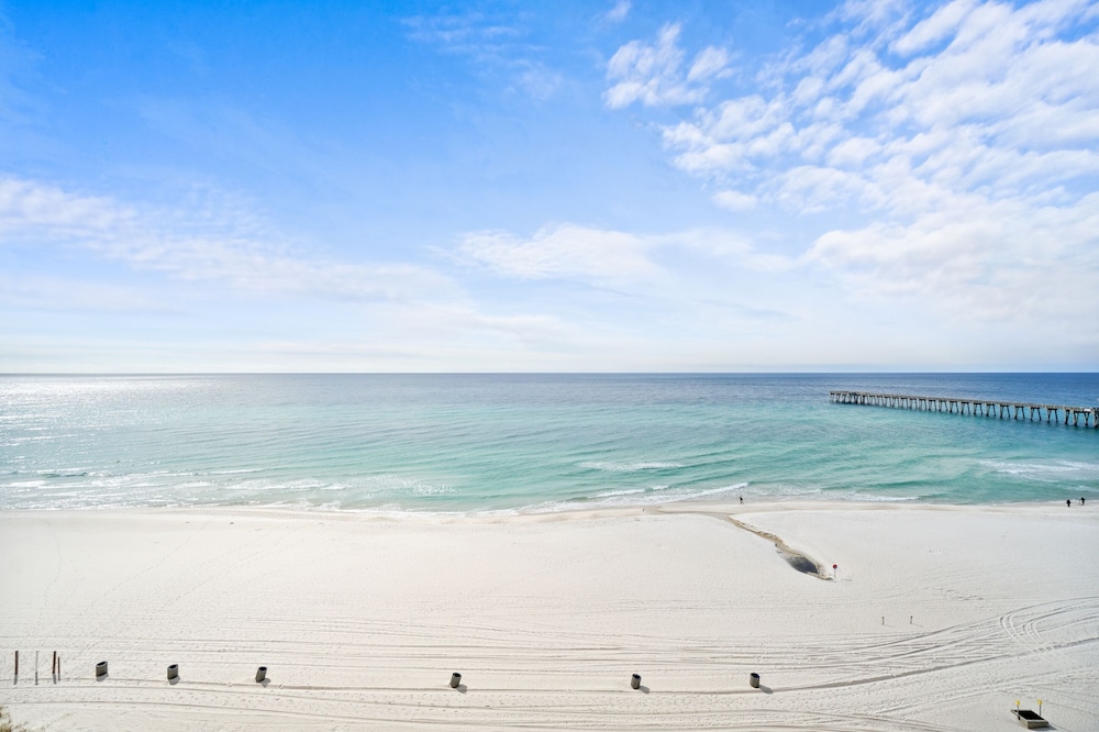 Calypso Beach Resort by Panhandle Getaways