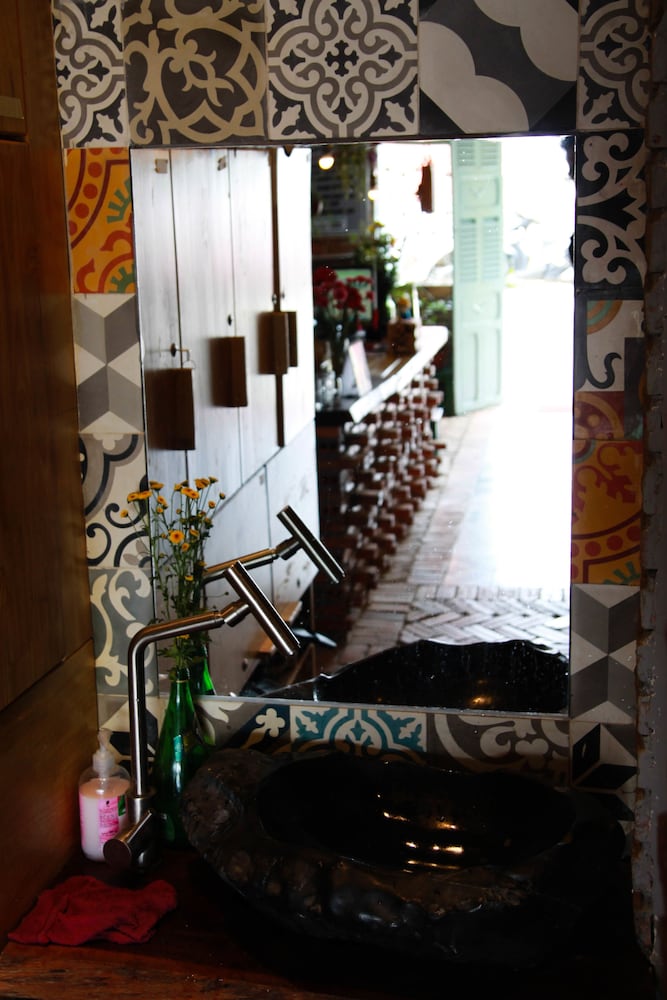 Gaia Hostel