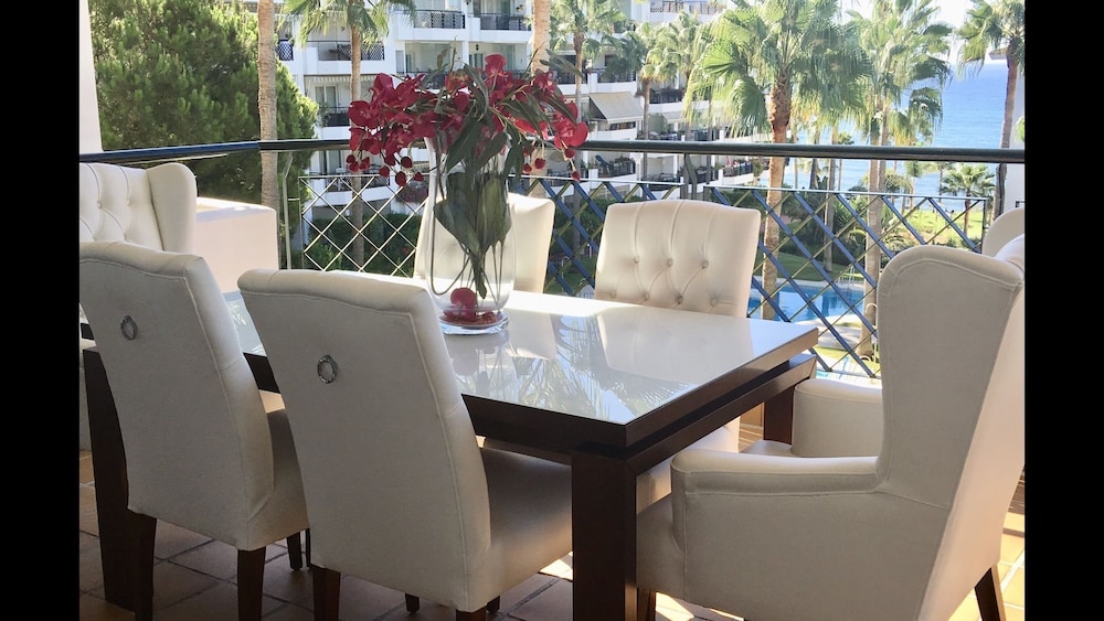 MI CAPRICHO C11 luxury apartment by the Sea