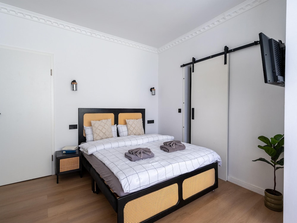 Modern Residences - Studio on the Moselle