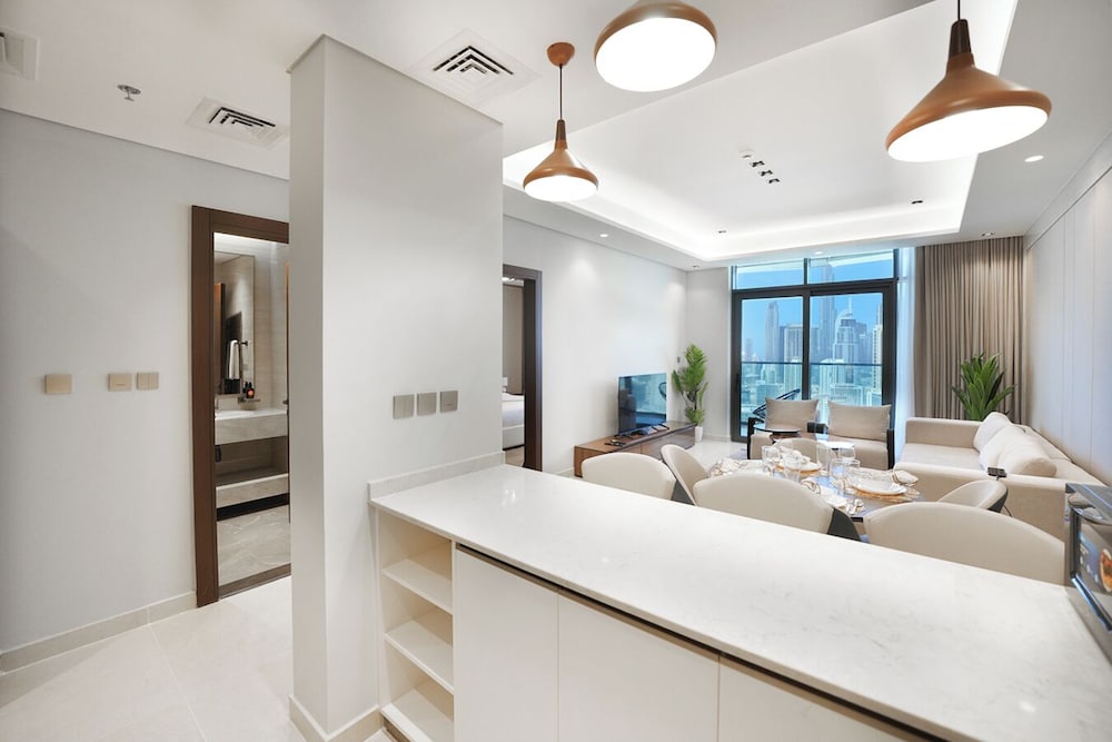 Easygo -exclusive 1BR in Business Bay