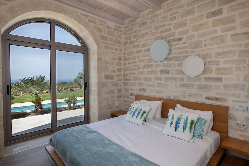 Villa Aurora Luxurius Living