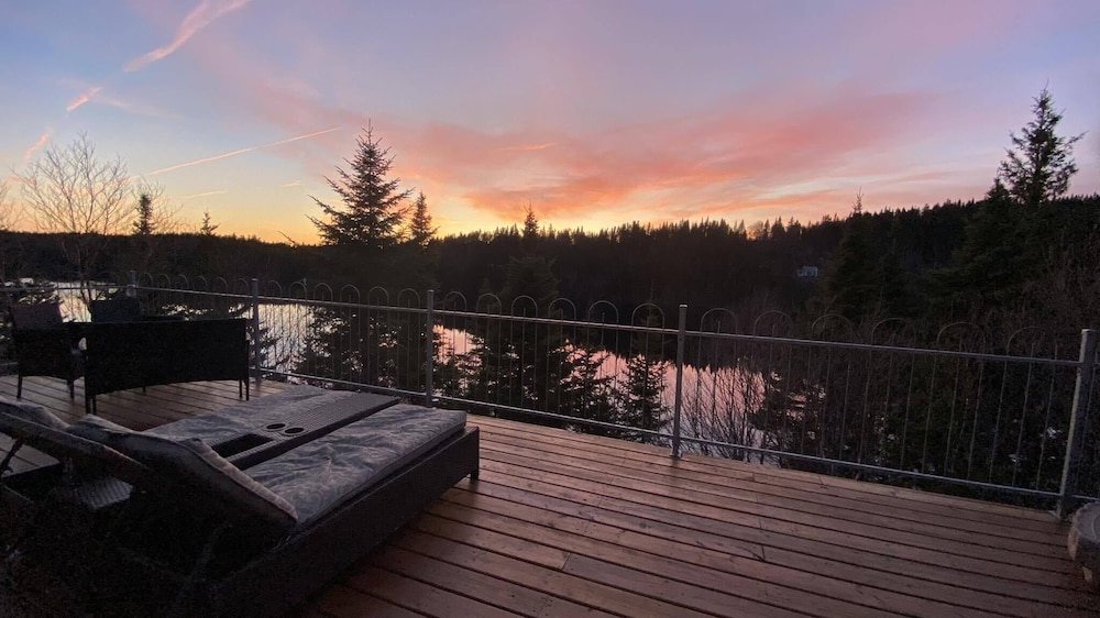 Cottage by the Lake Great Tranquility, Without Motor Boats