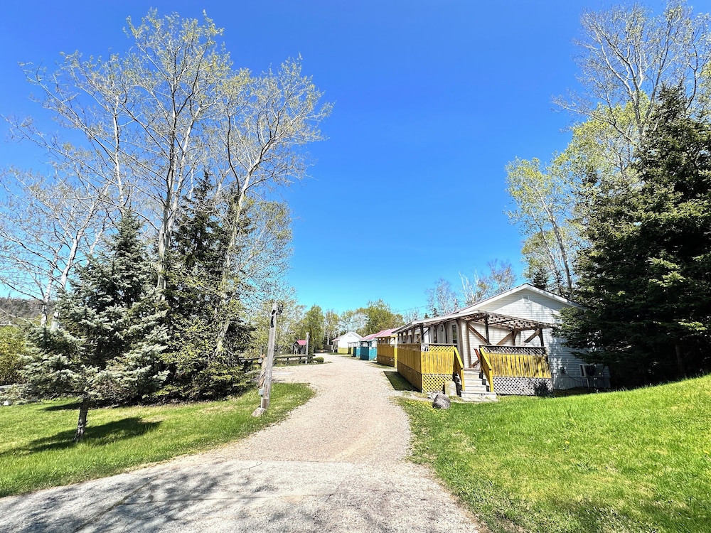 Skyline Cabins