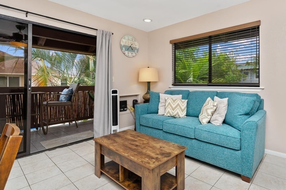 Big Island Lunapule Condos 206 1 Bedroom Condo
