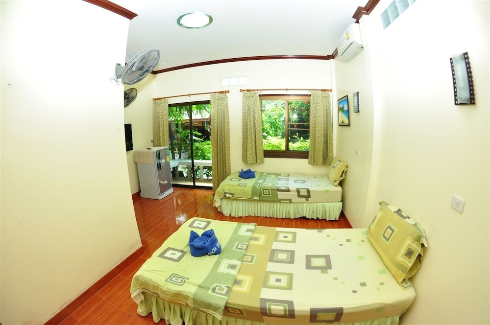 Harmony House - Hostel