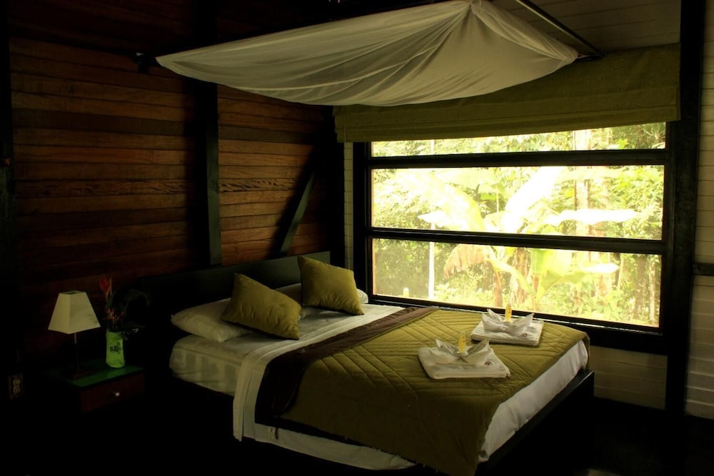 Sani Lodge