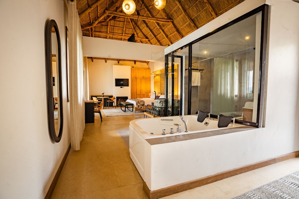 Tabebuia Spa and Safari Resort view 2