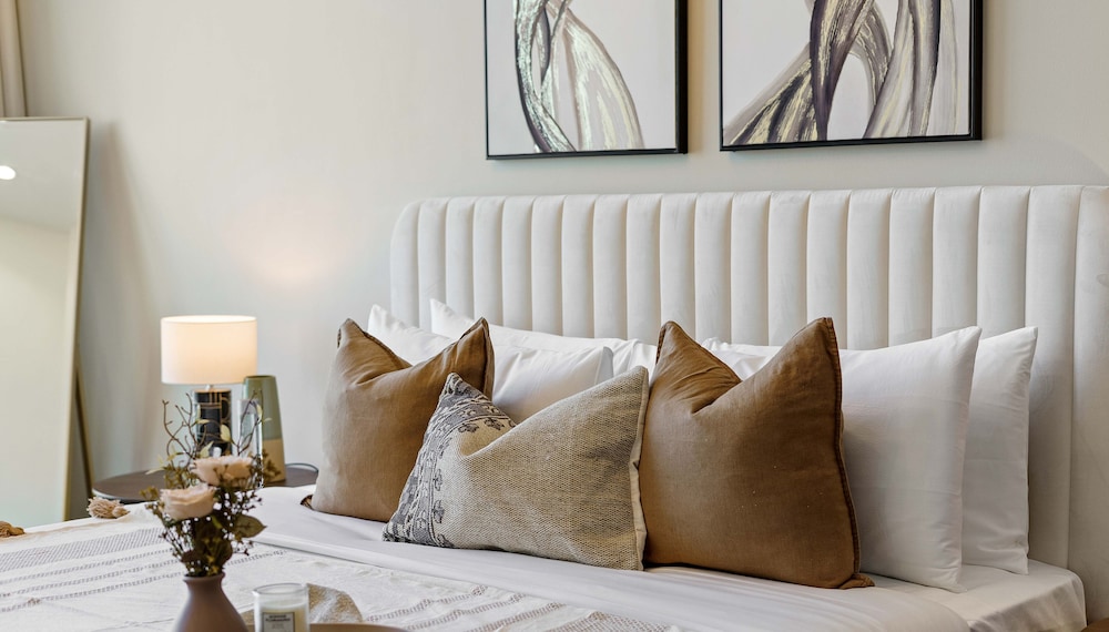 Manzil - Lux 3BR in Palm w Lazy River & Pvt Beach