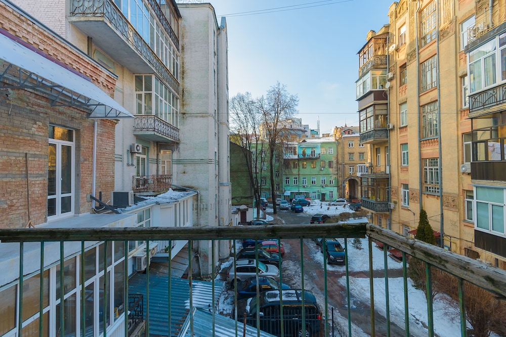 Kiev Accommodation Hotel Service