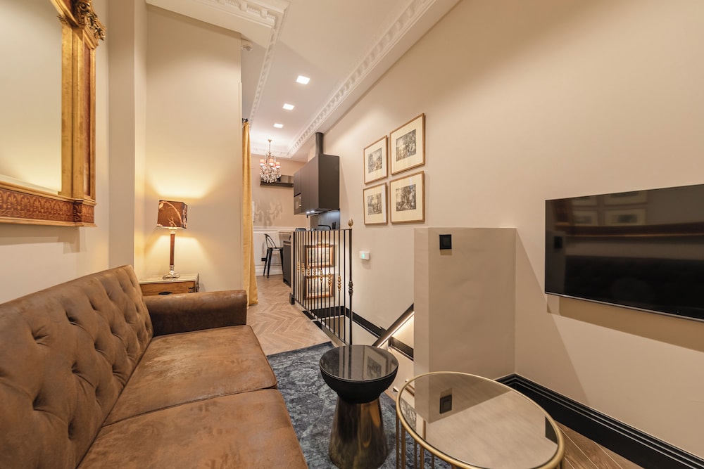 Casa 1862 Heritage Suites by Stay Unique