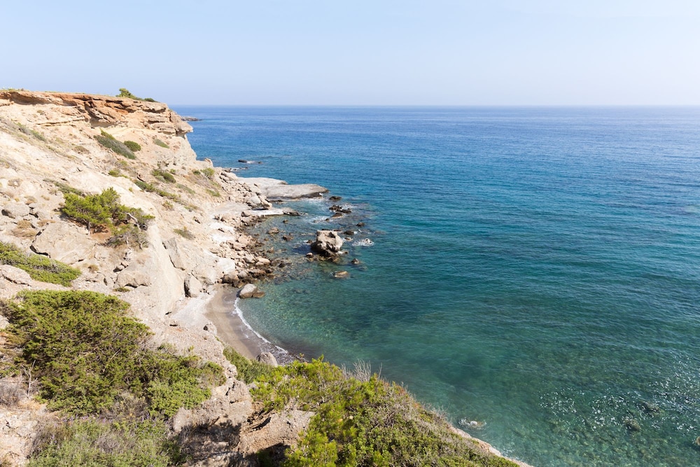 Ferma Hill Apartments photo 2