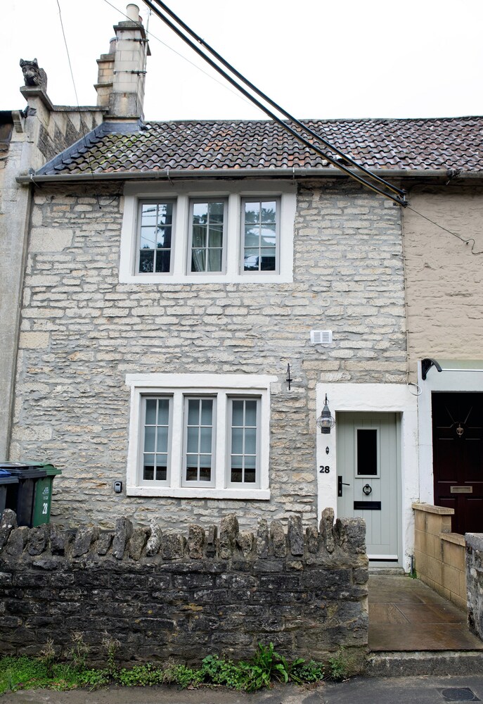 Charming 1700S Cottage In Bradford On Avon Nr Bath