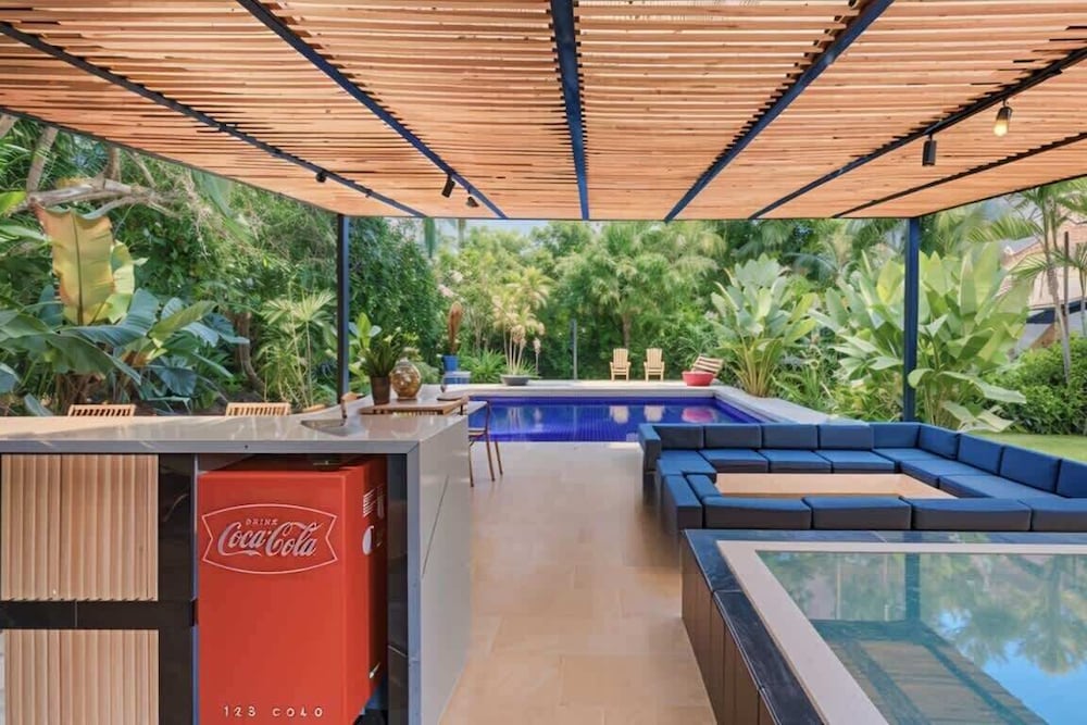 Amazing 6BR Oasis in Poblado MDE