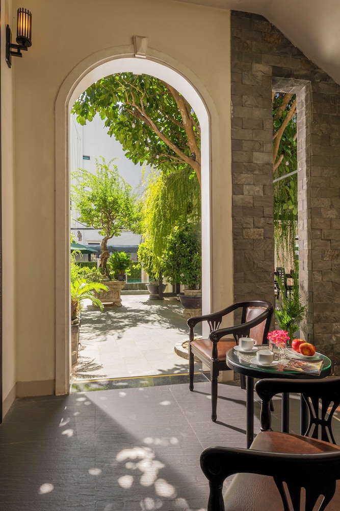 Green Tea Homestay