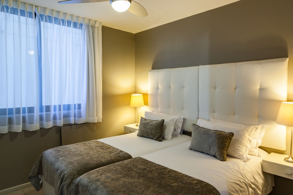 Aquarius Luxury Suites view 2