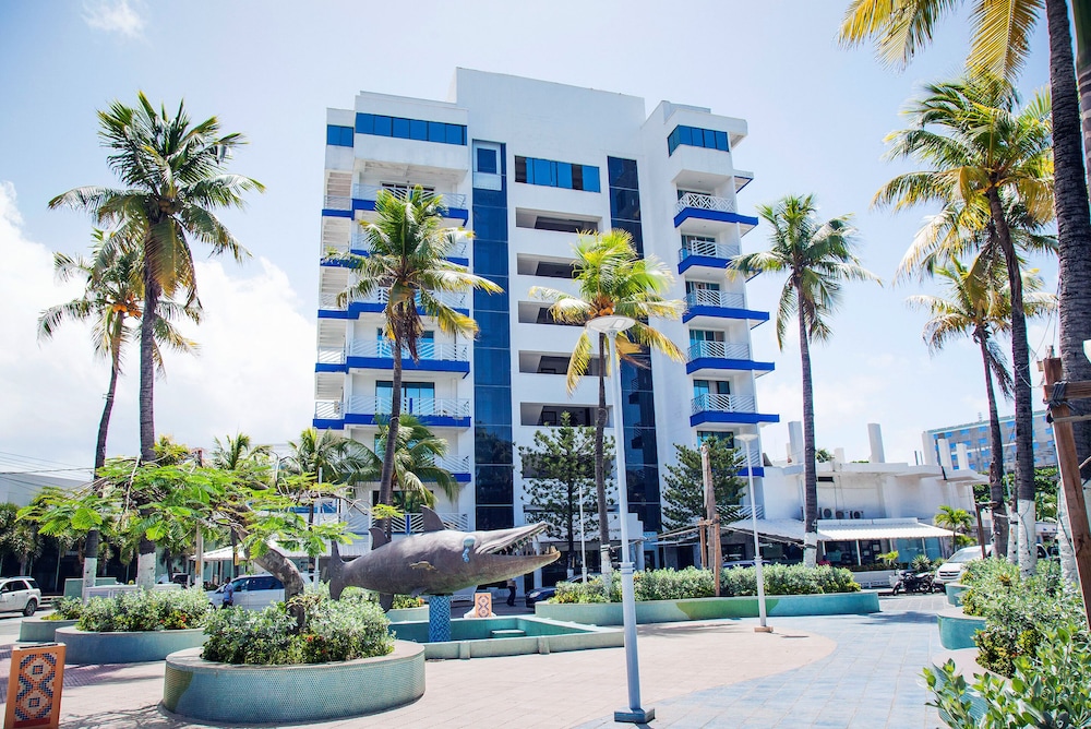 Hotel Sol Caribe Sea Flower - Image 1